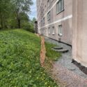 Barrierer satt opp bak Bølerlia 10